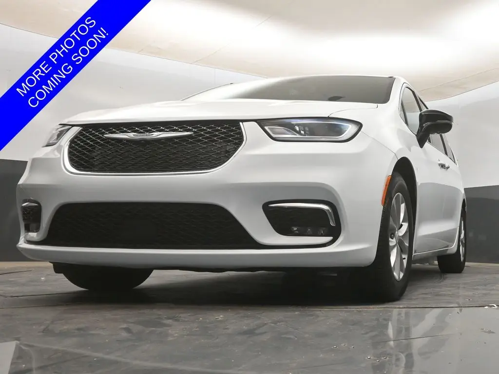 2026 Chrysler Pacifica - $36,980