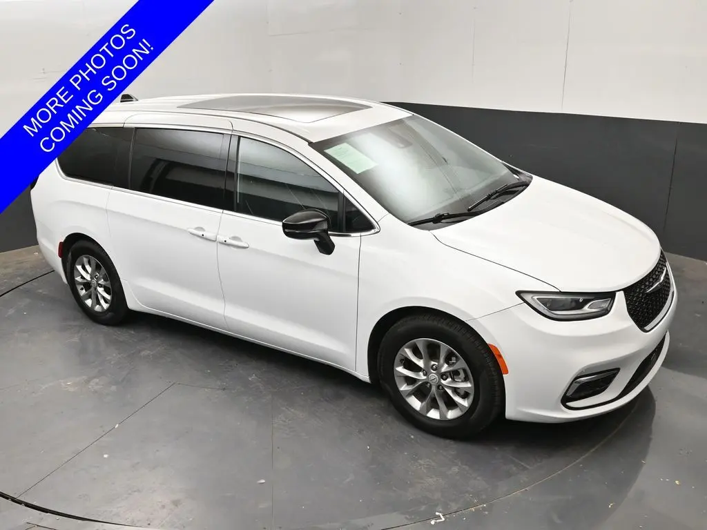 2026 Chrysler Pacifica - $36,980