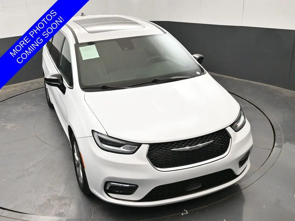 2026 Chrysler Pacifica - $36,980