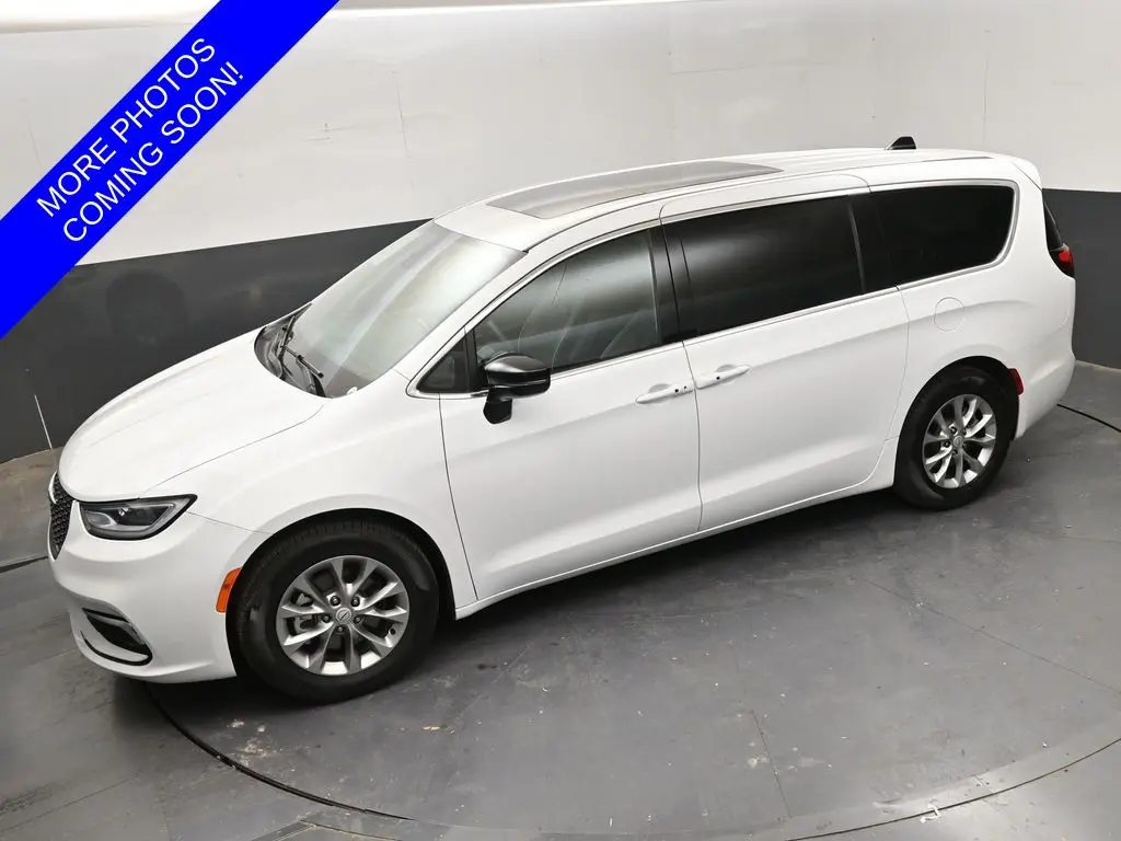 2026 Chrysler Pacifica - $36,980