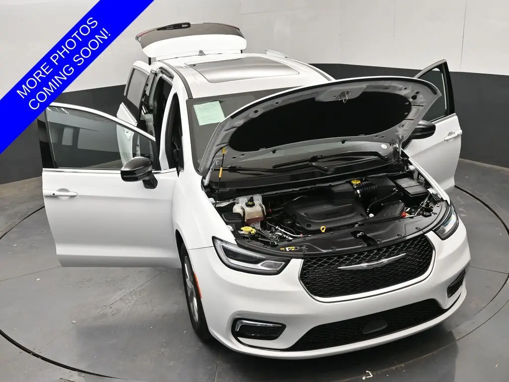 2026 Chrysler Pacifica - $36,980