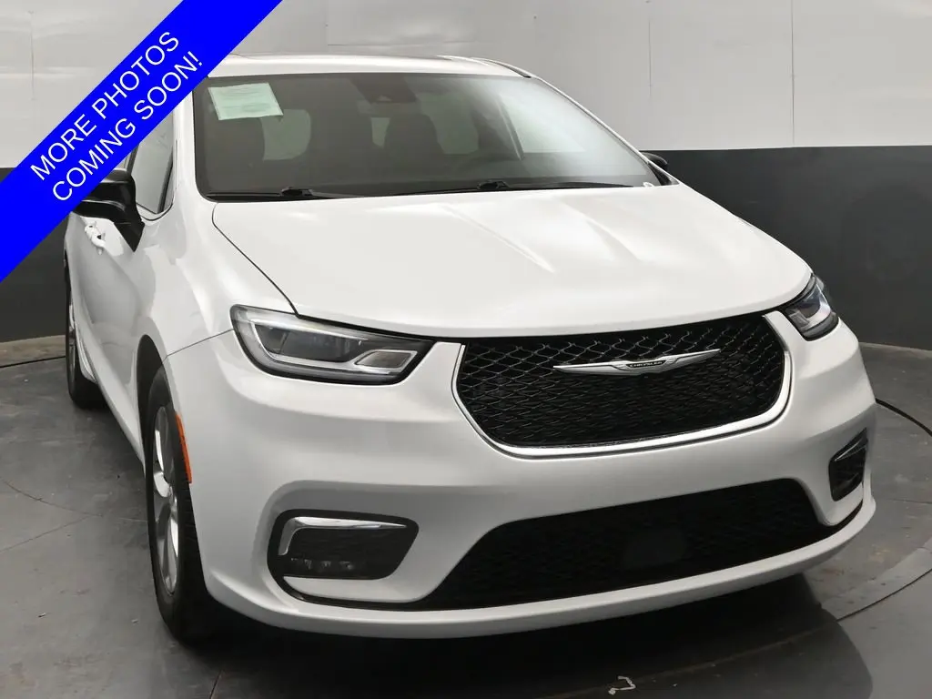 2026 Chrysler Pacifica - $34,880