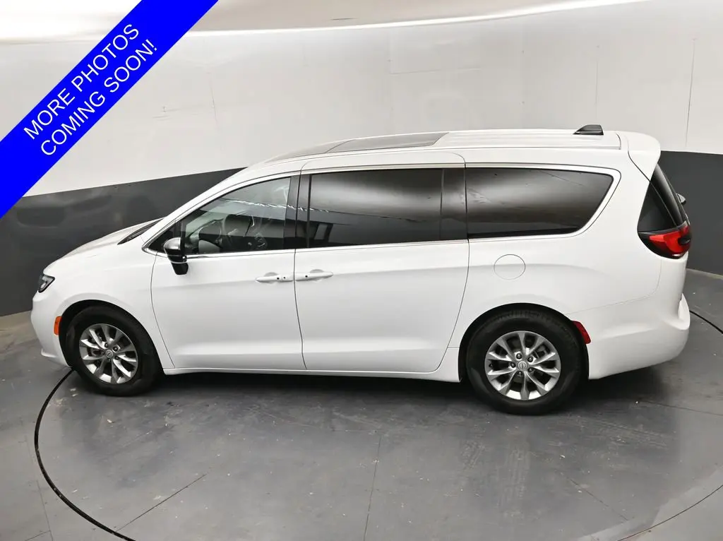 2026 Chrysler Pacifica - $34,880
