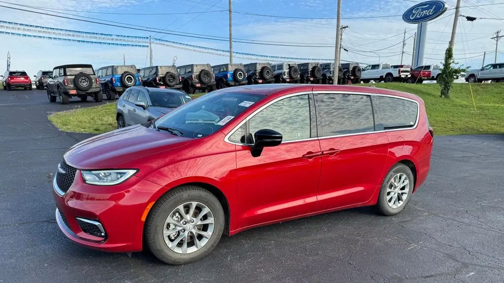 2026 Chrysler Pacifica Limited