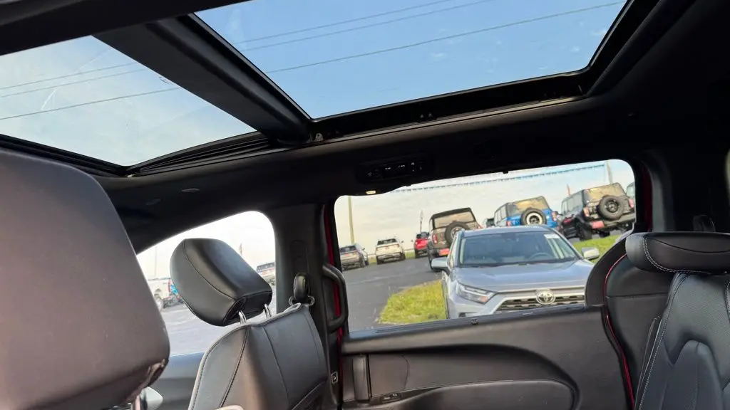 2026 Chrysler Pacifica Limited