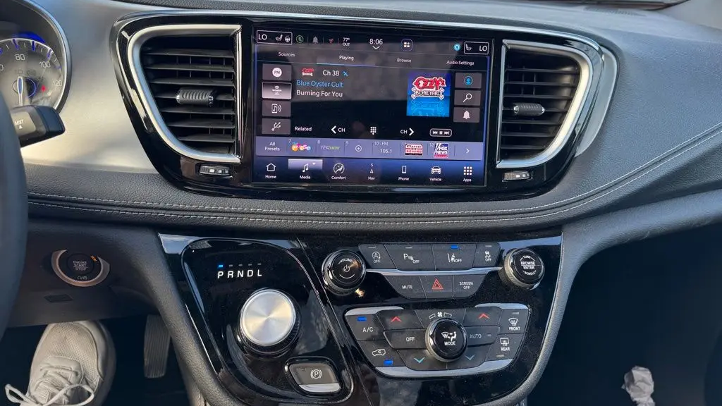 2026 Chrysler Pacifica Limited