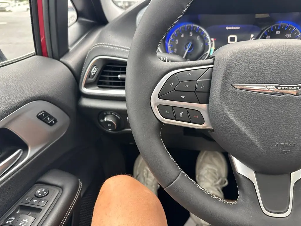2026 Chrysler Pacifica - $38,982