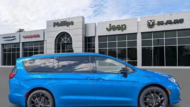 2026 Chrysler Pacifica Limited