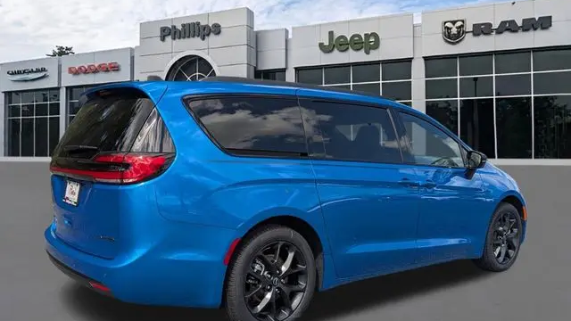 2026 Chrysler Pacifica Limited