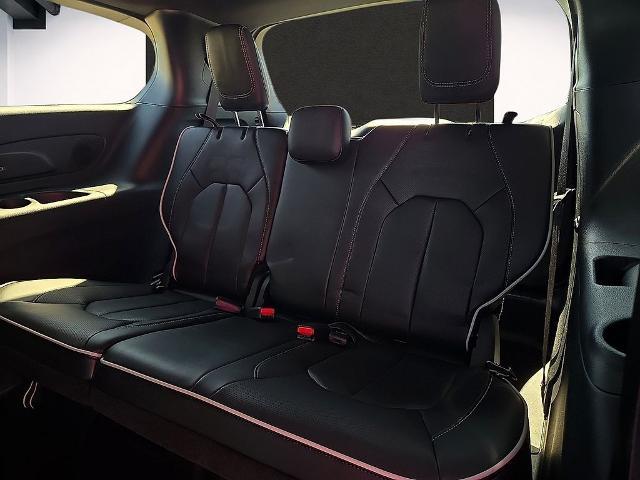 2026 Chrysler Pacifica - $41,900