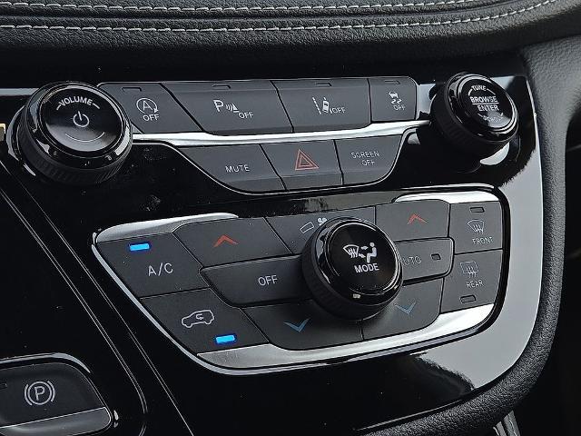 2026 Chrysler Pacifica - $41,900