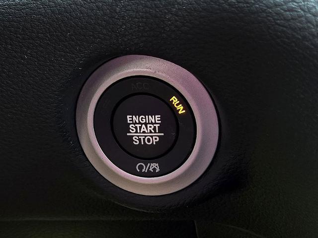2026 Chrysler Pacifica - $41,900