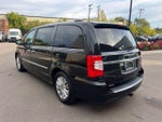 2013 Town and Country Thumbnail 7