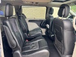 2013 Town and Country Thumbnail 13