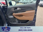 2017 Pacifica Thumbnail 37