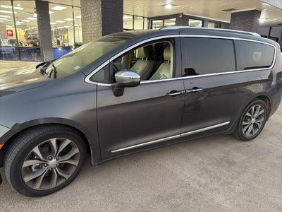 2017 Chrysler Pacifica Limited 4DR Mini-Van