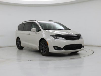 Photo of a 2019 Chrysler Pacifica Limited 4DR Mini-Van for sale