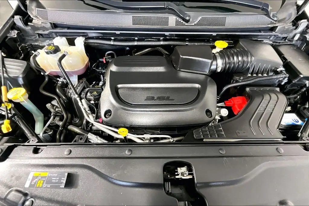 2020 Chrysler Pacifica - $22,541