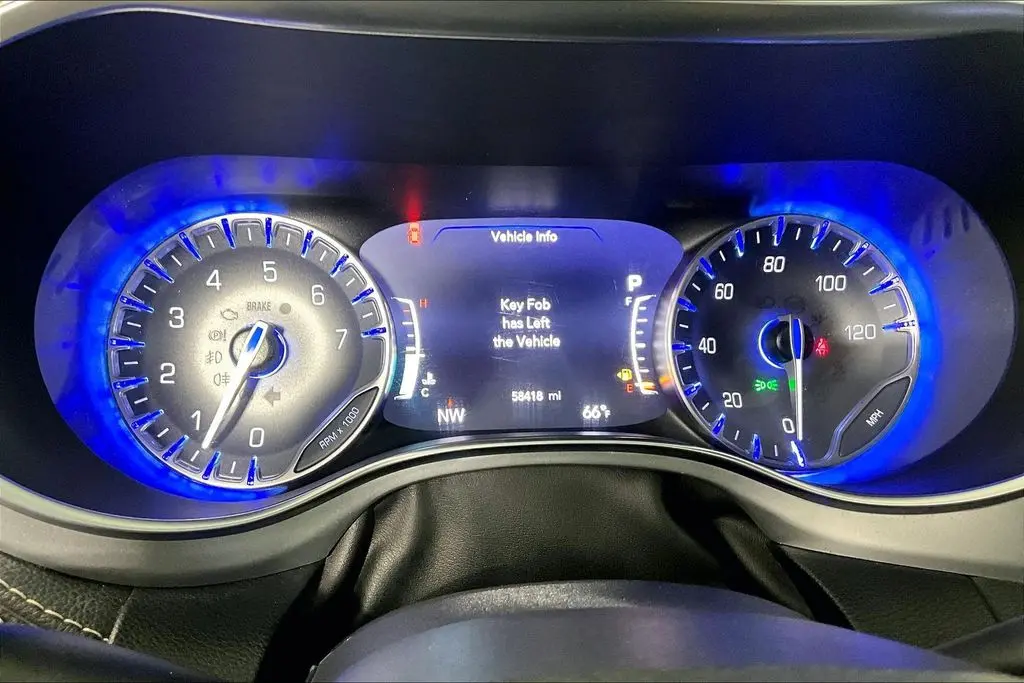 2020 Chrysler Pacifica - $22,541