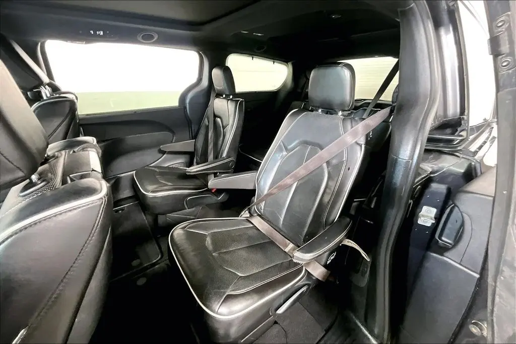 2020 Chrysler Pacifica - $22,541