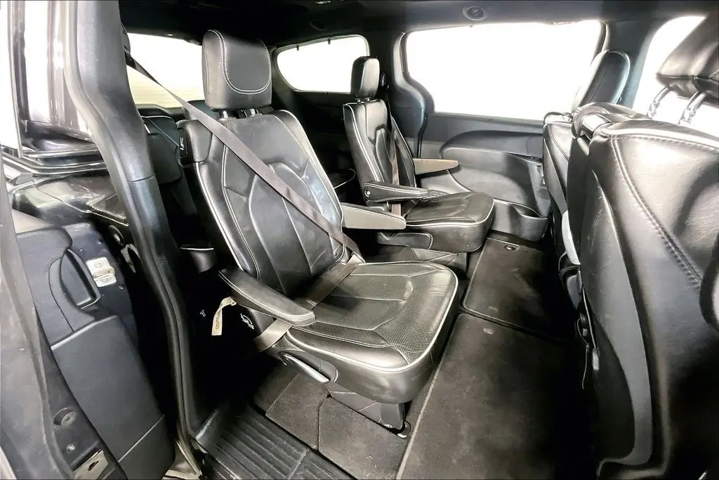 2020 Chrysler Pacifica - $22,541