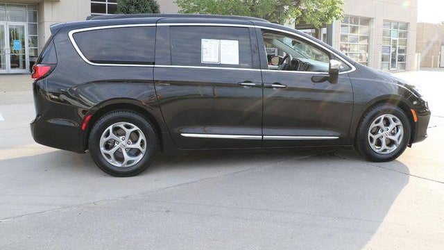 2023 Chrysler Pacifica Limited