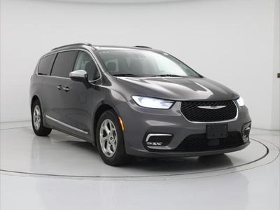 Photo of a 2023 Chrysler Pacifica Limited 4DR Mini-Van for sale