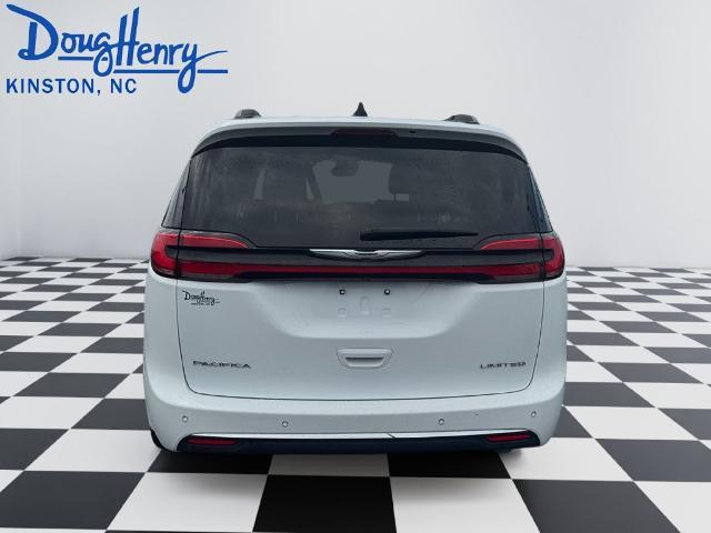 2023 Chrysler Pacifica - $23,254