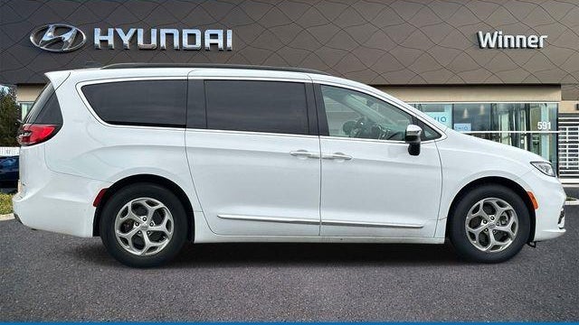 2023 Chrysler Pacifica Limited