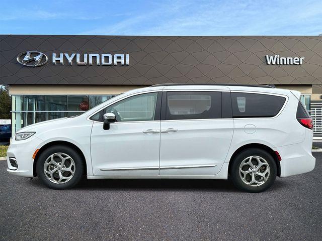 2023 Chrysler Pacifica - $27,291