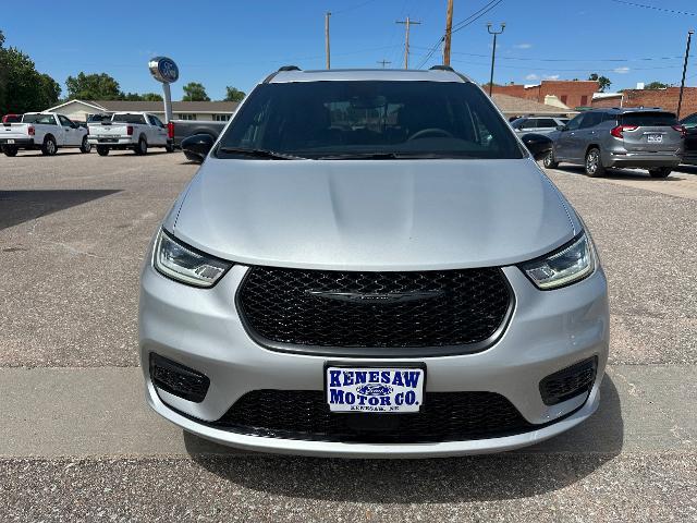2024 Chrysler Pacifica - $36,900
