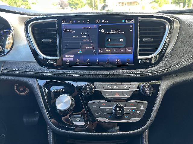 2024 Chrysler Pacifica - $36,900