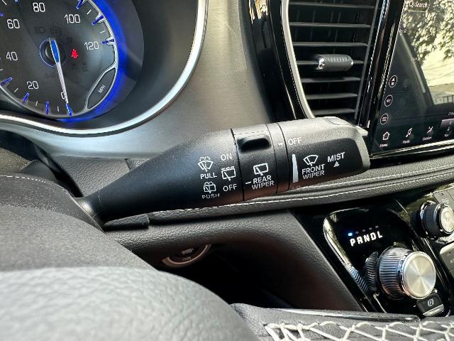 2024 Chrysler Pacifica - $36,900