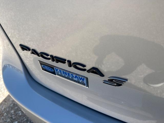 2024 Chrysler Pacifica - $36,900