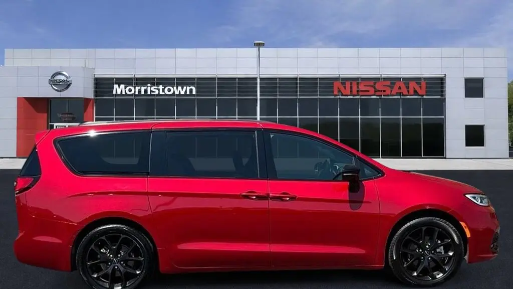 2025 Chrysler Pacifica Limited