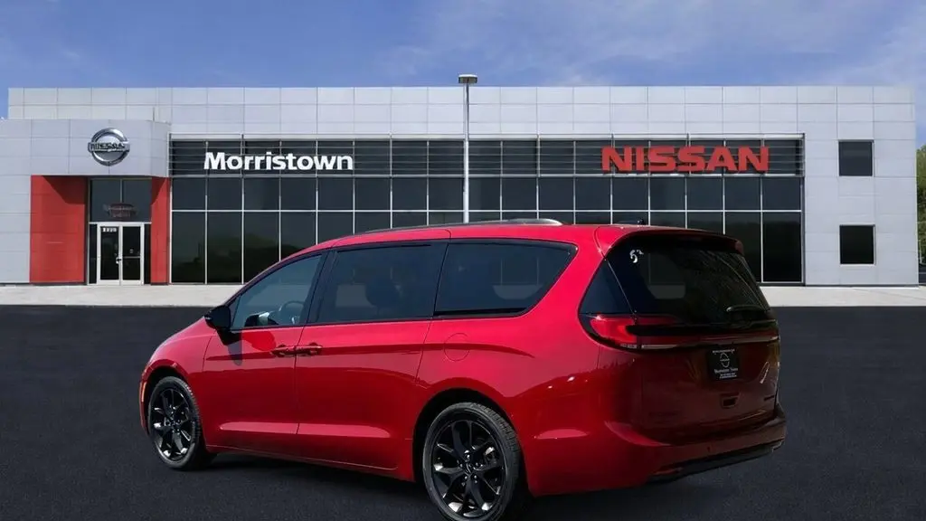 2025 Chrysler Pacifica Limited