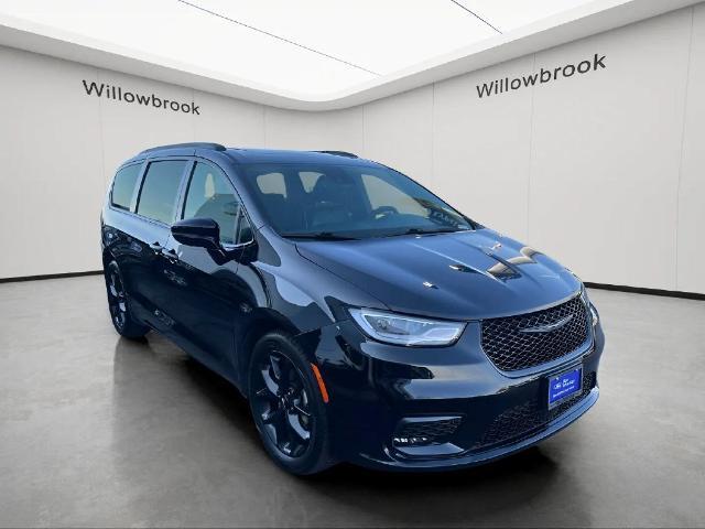 2025 Chrysler Pacifica - $28,500