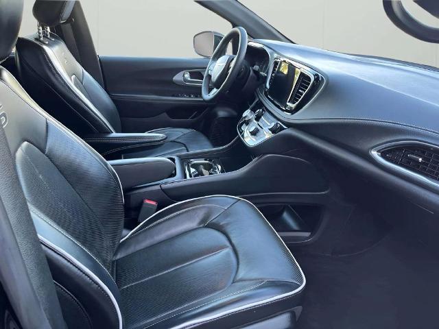 2025 Chrysler Pacifica - $28,500