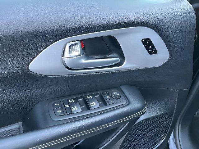 2025 Chrysler Pacifica - $28,500
