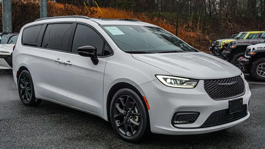 2025 Chrysler Pacifica Limited