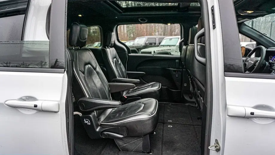 2025 Chrysler Pacifica Limited