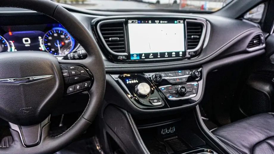 2025 Chrysler Pacifica Limited