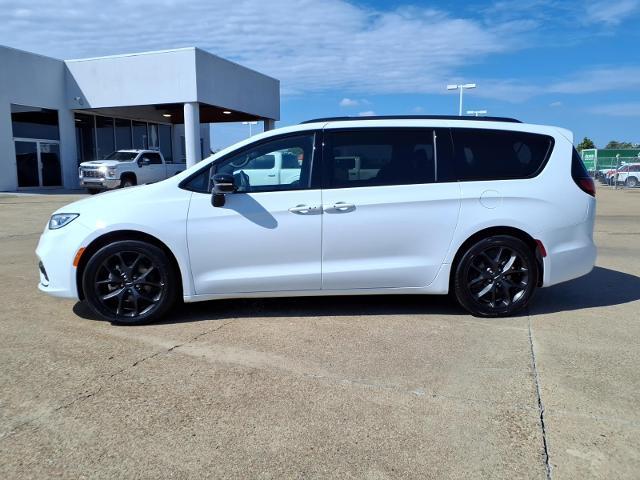 2025 Chrysler Pacifica - $27,988