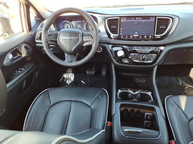 2025 Chrysler Pacifica - $27,988