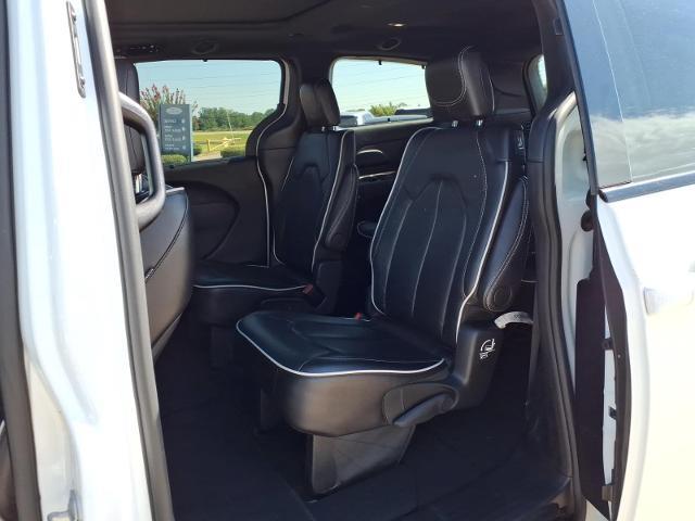 2025 Chrysler Pacifica - $27,988