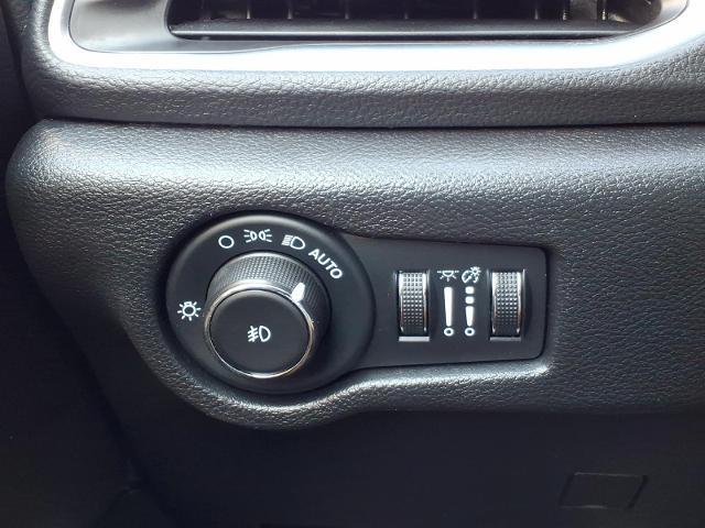 2025 Chrysler Pacifica - $27,988