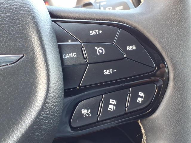 2025 Chrysler Pacifica - $27,988