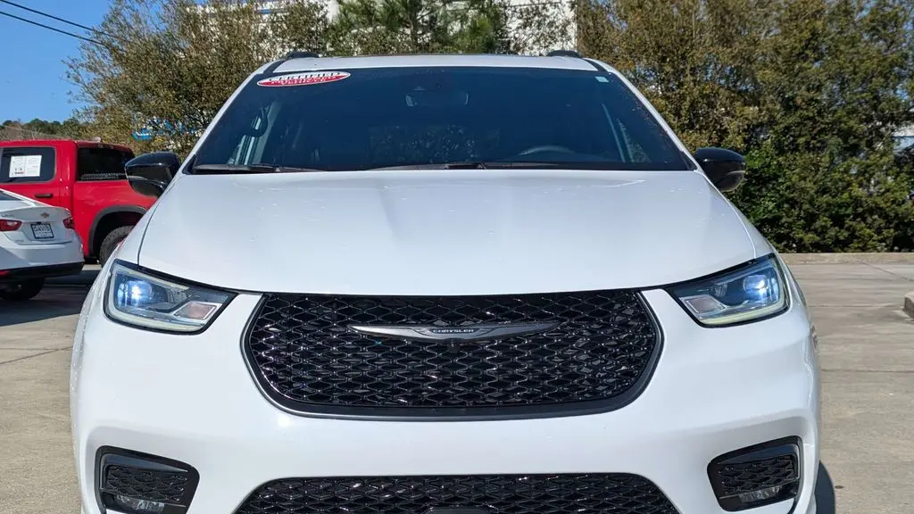 2025 Chrysler Pacifica Limited