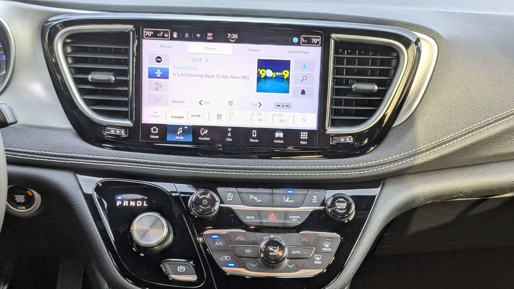 2025 Chrysler Pacifica Limited