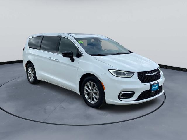 2026 Chrysler Pacifica - $35,627